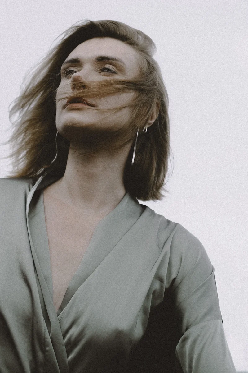 2023 — Portrait, Wind, Elegance