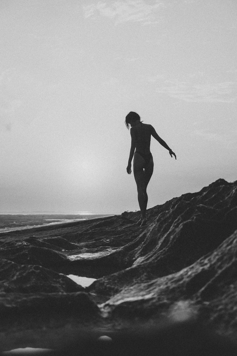 2024 — Silhouette, Stone