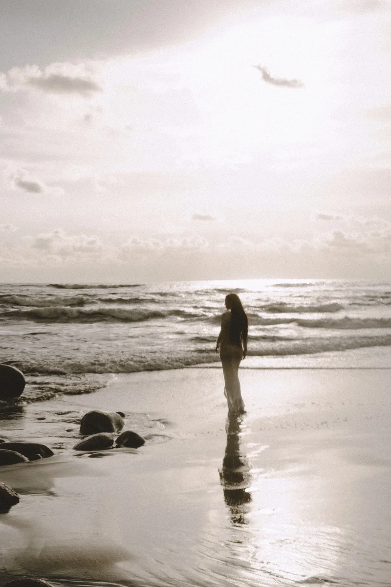 2025 — Water, Silhouette, Elegance, Space, Ambient, Stillness, Presence