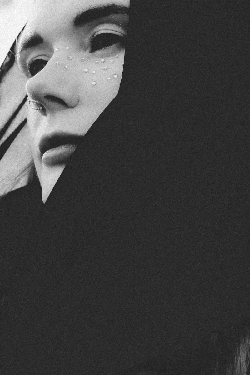 2025 — Portrait, Gaze