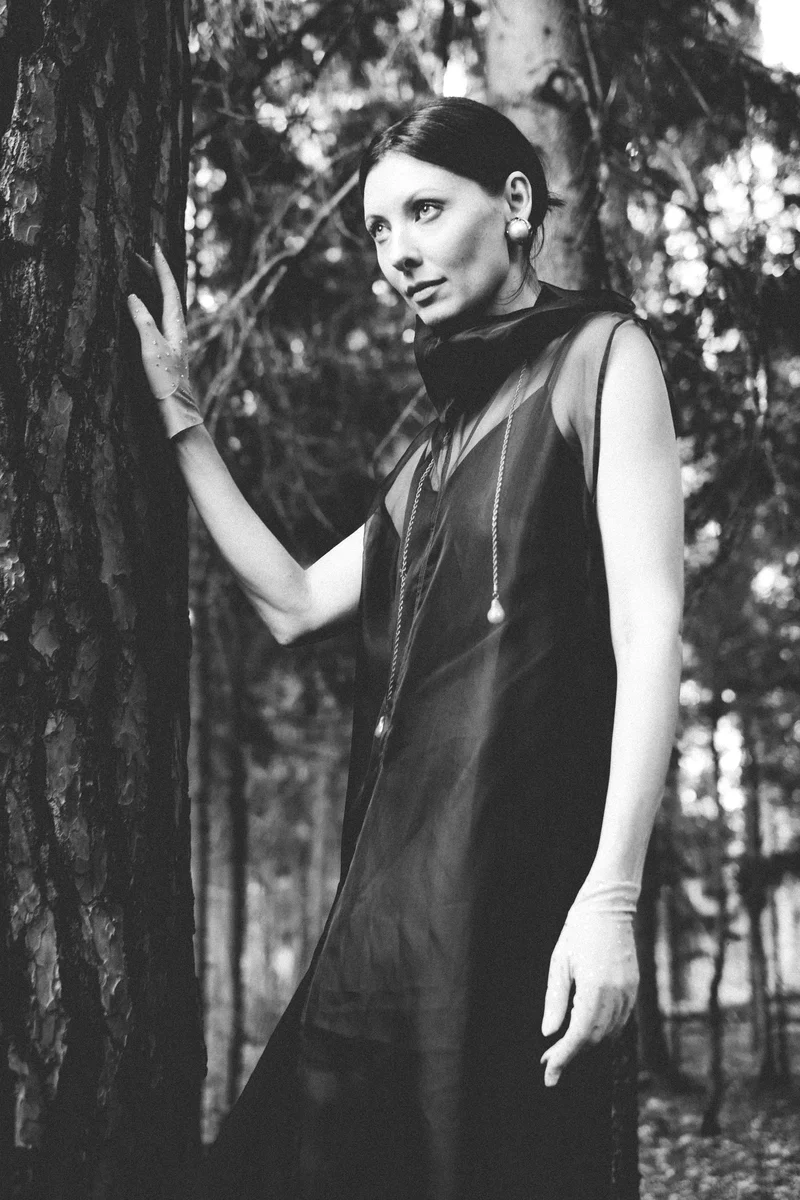 2026 — Portrait, Tree, Forest